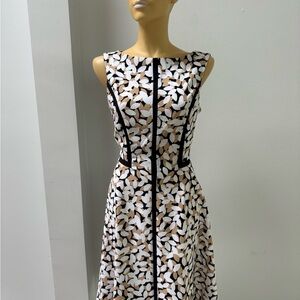 New feminine dress for every day design for most body types hand wash cold.